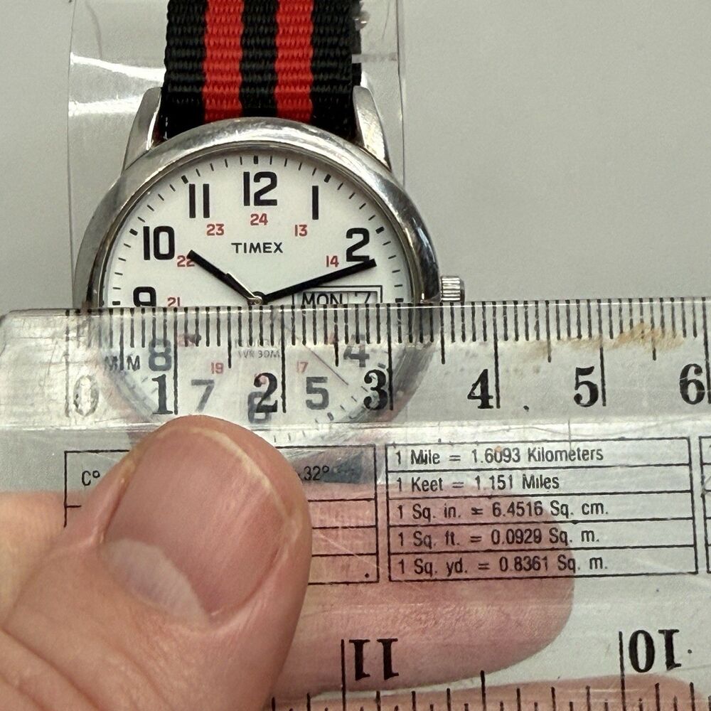 Timex Easy Reader T20461 Men's 35mm Watch Black Red Nylon EUC - Picture 10 of 12